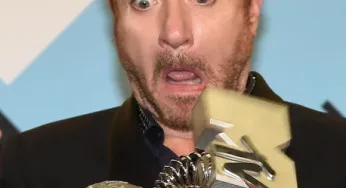 Duran Duran’s Simon Le Bon receives MBE – Here’s what that means