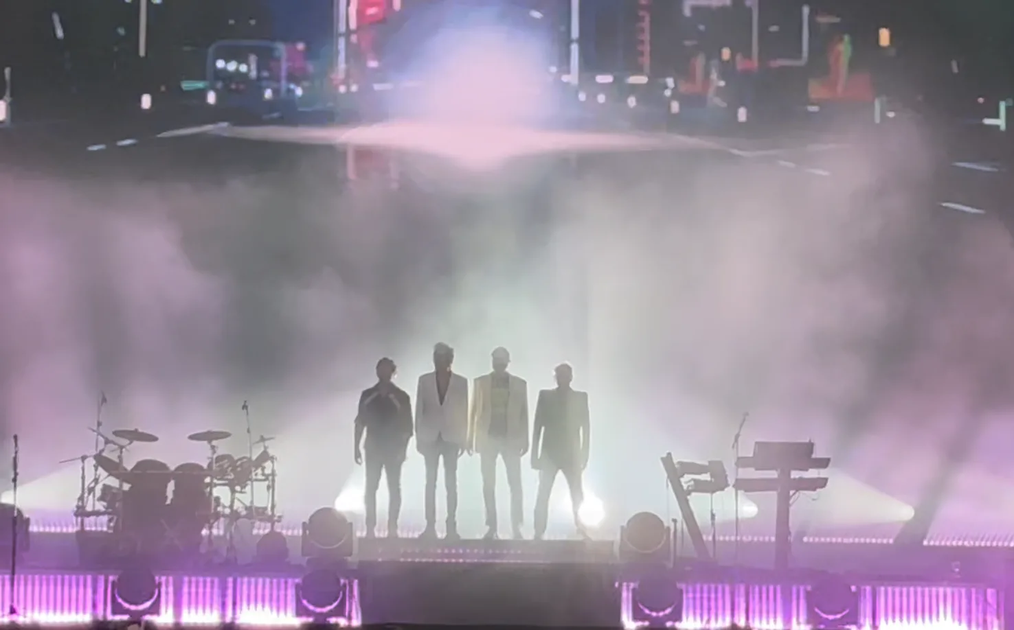 Duran Duran rocked Malahide Castle in Dublin on June 30, 2025, with a setlist full of hits, deep cuts, and moody magic. Read our fangirl recap of the show, the castle vibes, crowd chaos, and why “Secret Oktober” stole the night.